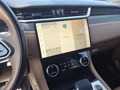 Used 2022 Jaguar F-PACE S AWD/4WD image 25