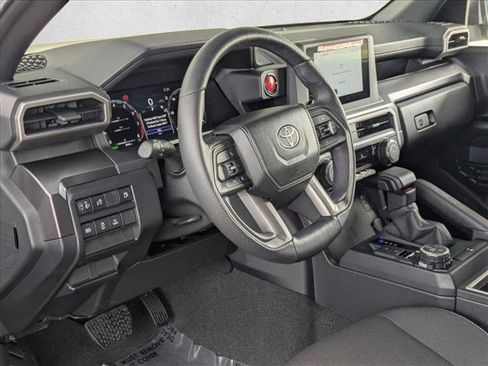 Used 2025 Toyota 4Runner 4WD image 10