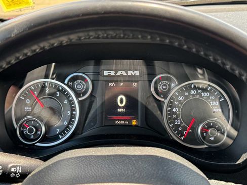 Used 2022 RAM 1500 Big Horn AWD/4WD image 15