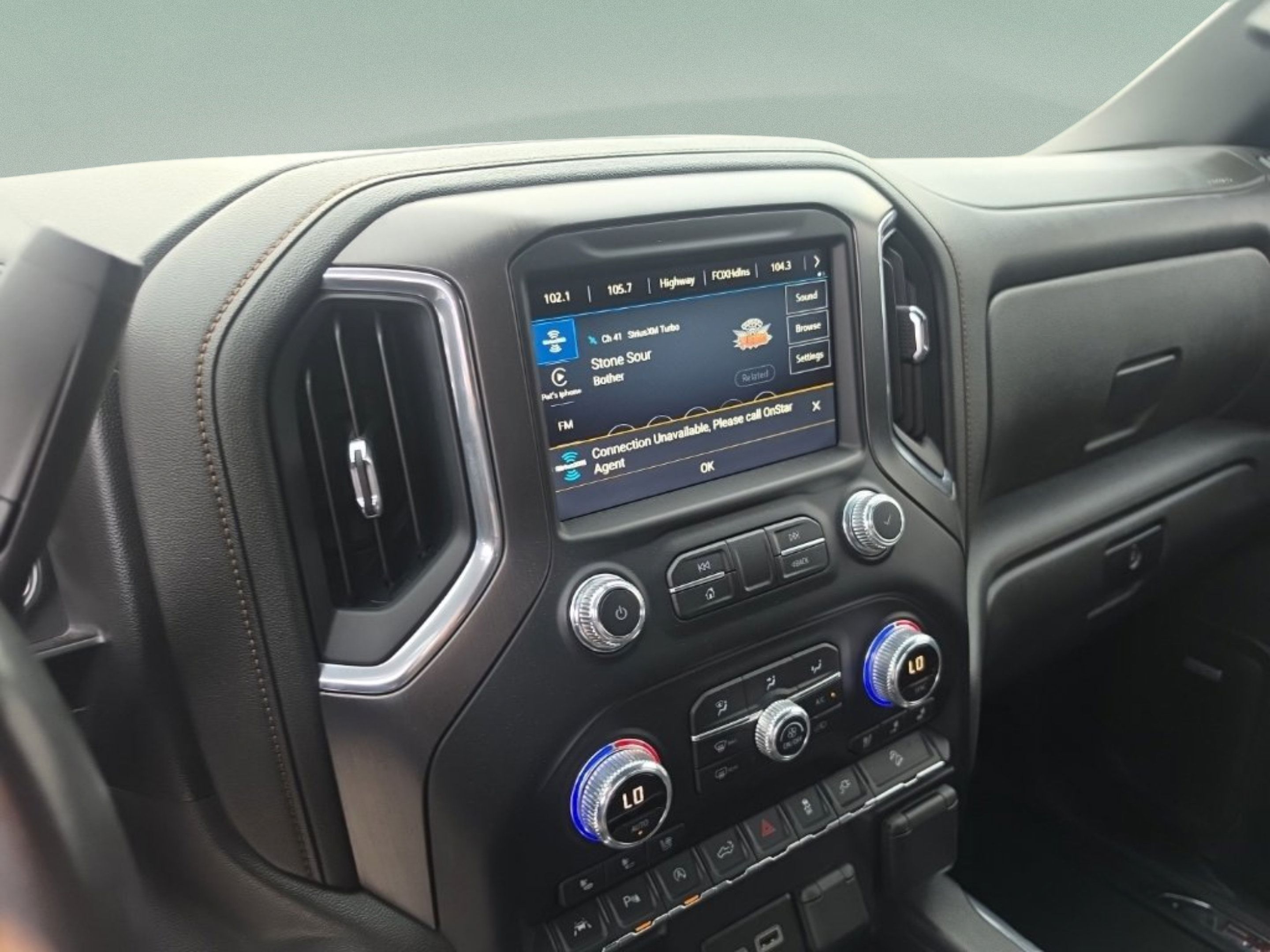 Used 2021 GMC Sierra 1500 AT4 w/ AT4 Value Package AWD/4WD image 18