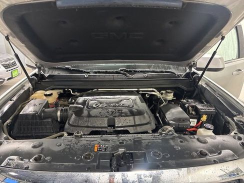 Used 2015 GMC Canyon SLE w/ SLE Convenience Package image 11