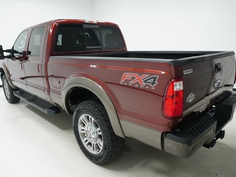 Used 2015 Ford F250 King Ranch w/ FX4 Off-Road Package AWD/4WD image 5
