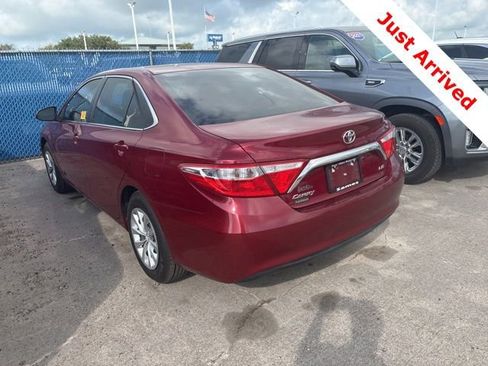 Used 2016 Toyota Camry LE FWD image 13