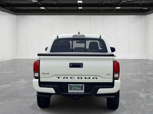 Used 2023 Toyota Tacoma SR AWD/4WD image 6