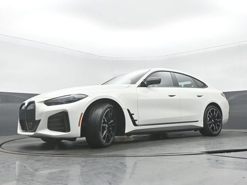 Used 2023 BMW i4 M50 w/ M Carbon Exterior Package AWD/4WD image 30