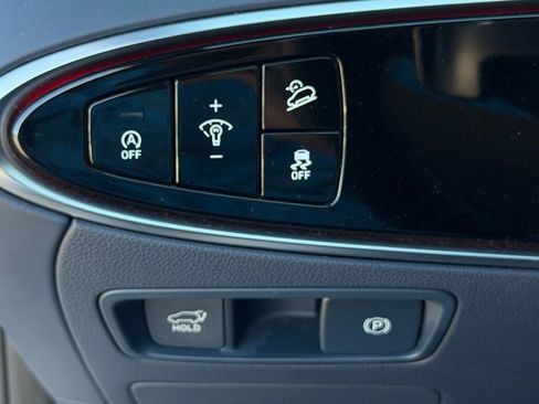 Used 2023 Genesis GV70 2.5T w/ Sport Prestige Package image 21