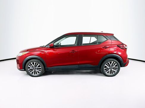 Used 2024 Nissan Kicks SV image 4