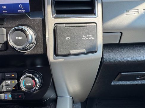 Used 2021 Ford F250 Lariat image 27