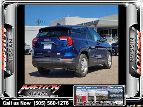 Used 2022 GMC Terrain SLE w/ LPO, Cargo Package image 4