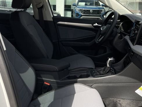 New 2025 Volkswagen Jetta SE image 30