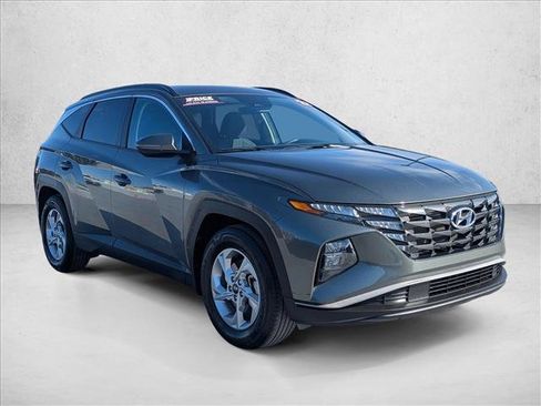 Used 2022 Hyundai Tucson SEL w/ Cargo Package FWD image 3