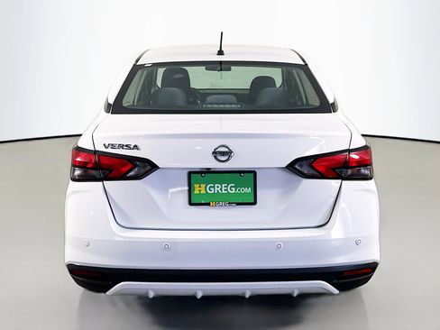 Used 2020 Nissan Versa S image 8