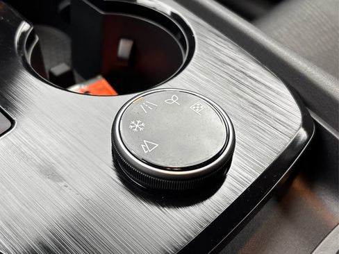 New 2026 Nissan Rogue SV image 24