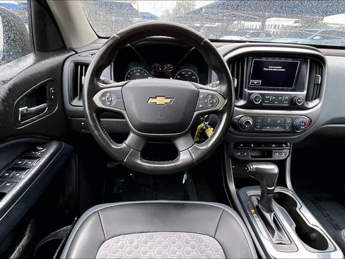 Used 2016 Chevrolet Colorado Z71 RWD image 6