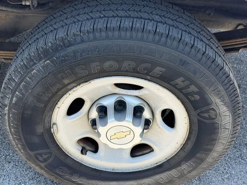 Used 2013 Chevrolet Express 2500 RWD image 8