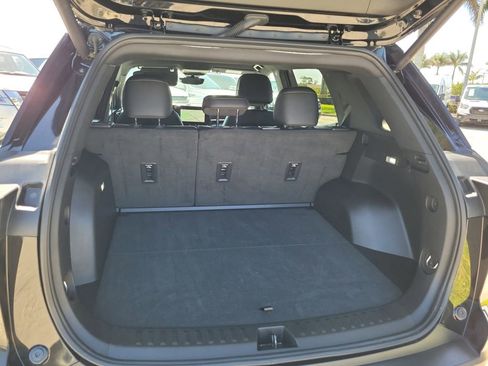 Used 2025 Chevrolet Equinox LT w/ Convenience Package II AWD/4WD image 15