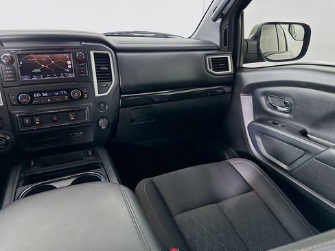 Used 2019 Nissan Titan SV w/ SV Convenience Package AWD/4WD image 23