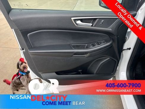 Used 2023 Ford Edge SEL image 15