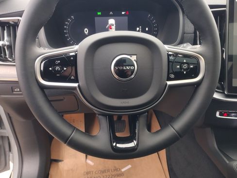 New 2026 Volvo XC90 B6 Ultra image 14