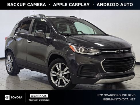 Used 2019 Chevrolet Trax LT w/ Driver Confidence Package image 1