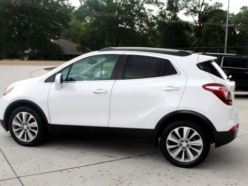 Used 2018 Buick Encore Preferred image 20