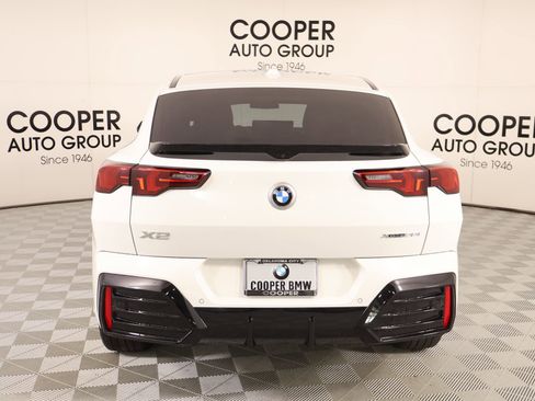 Used 2026 BMW X2 xDrive28i w/ M Sport Package AWD/4WD image 22