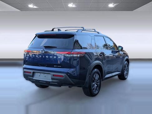 Used 2022 Nissan Pathfinder SV image 9