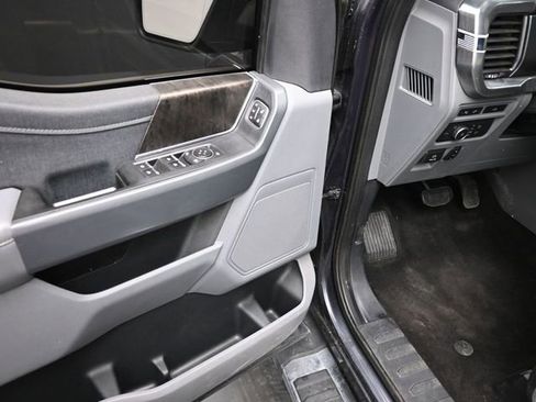 Used 2021 Ford F150 Lariat w/ FX4 Off-Road Package image 15