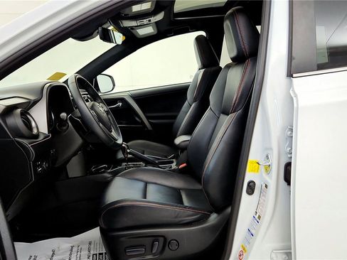 Used 2017 Toyota RAV4 SE w/ Power Extra Value Package image 25