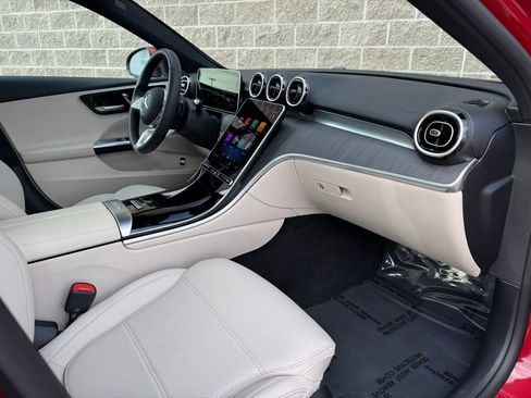 Used 2025 Mercedes-Benz C 300 Sedan image 54