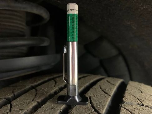 Used 2024 Cadillac XT4 Premium Luxury image 34