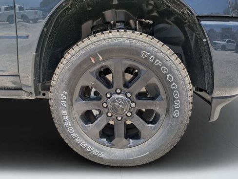 New 2026 RAM 2500 Laramie AWD/4WD image 10