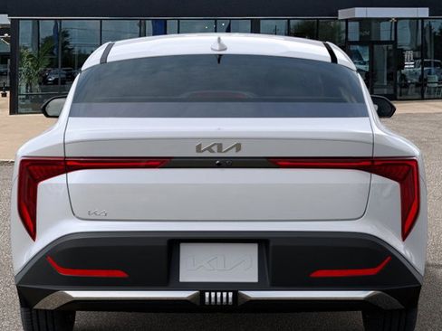 New 2025 Kia K4 EX image 13