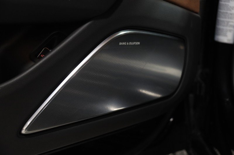 Used 2014 Audi S8 AWD/4WD image 66