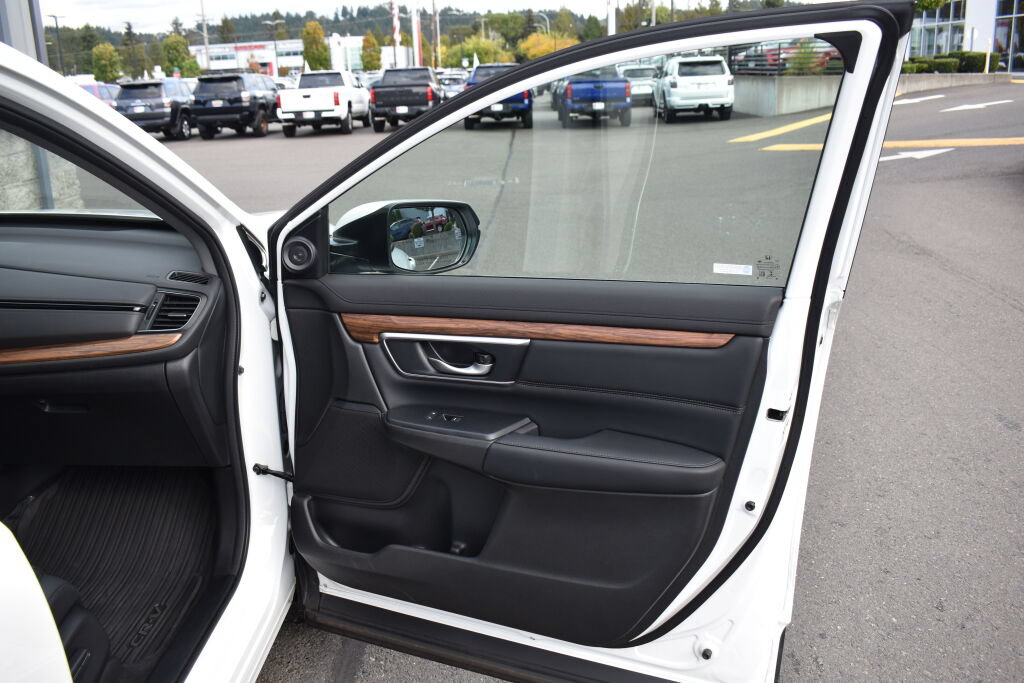 Used 2022 Honda CR-V Touring image 24