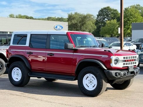 Used 2025 Ford Bronco Heritage Edition AWD/4WD image 31
