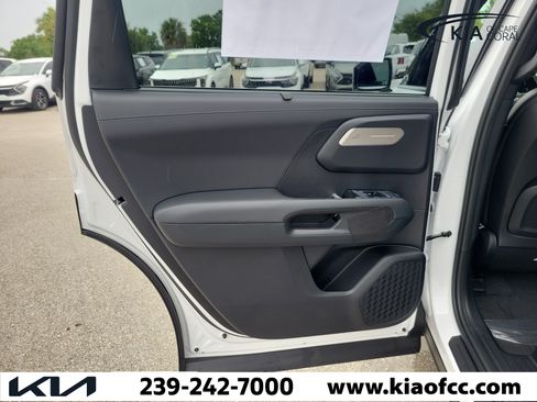 New 2027 Kia Telluride EX FWD image 15
