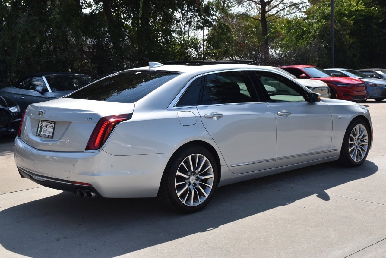 Used 2018 Cadillac CT6 Luxury AWD/4WD image 7