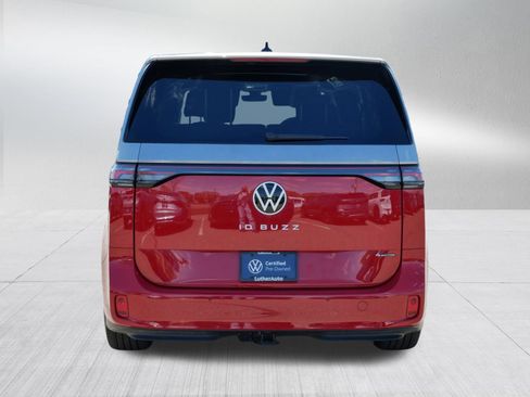 Certified 2025 Volkswagen ID. Buzz Pro S Plus AWD/4WD image 6
