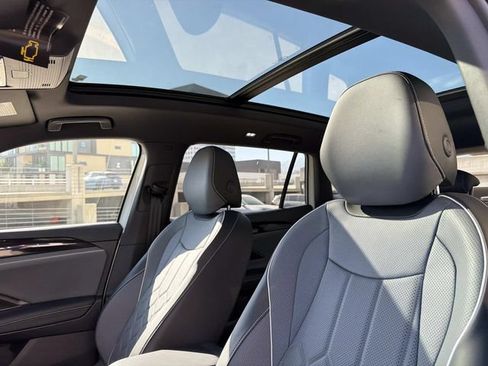 New 2026 Volkswagen Tiguan SEL R-Line AWD/4WD image 16