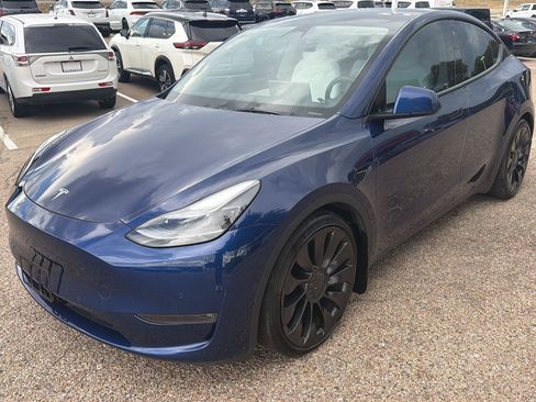 Used 2022 Tesla Model Y Performance AWD/4WD image 5