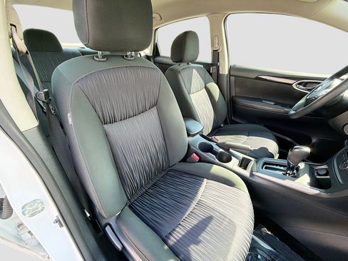 Used 2019 Nissan Sentra SV image 14