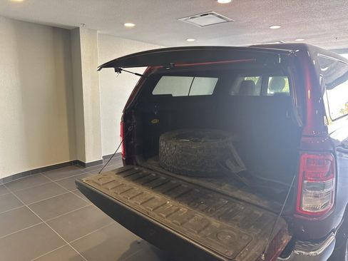 Used 2019 RAM 1500 Big Horn image 8