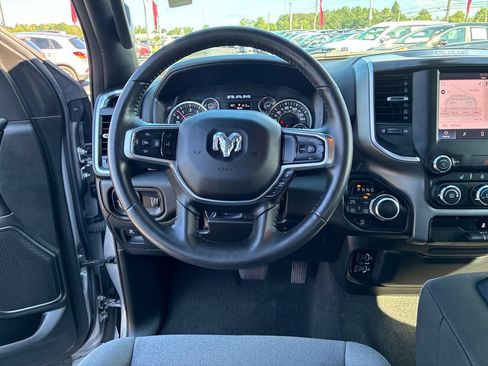 Used 2024 RAM 1500 Big Horn AWD/4WD image 20