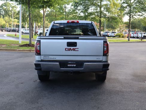Used 2018 GMC Sierra 1500 SLT w/ SLT Premium Package AWD/4WD image 8