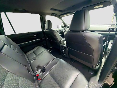 Certified 2021 Honda Passport Touring image 30