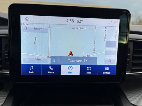 Used 2020 Ford Explorer XLT w/ Equipment Group 202A image 10