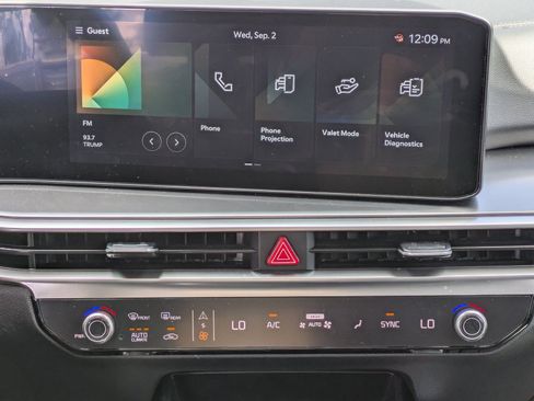 Certified 2026 Kia Sorento S w/ S Panoramic Sunroof Package FWD image 15