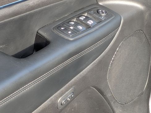 Used 2018 Jeep Grand Cherokee Limited image 15