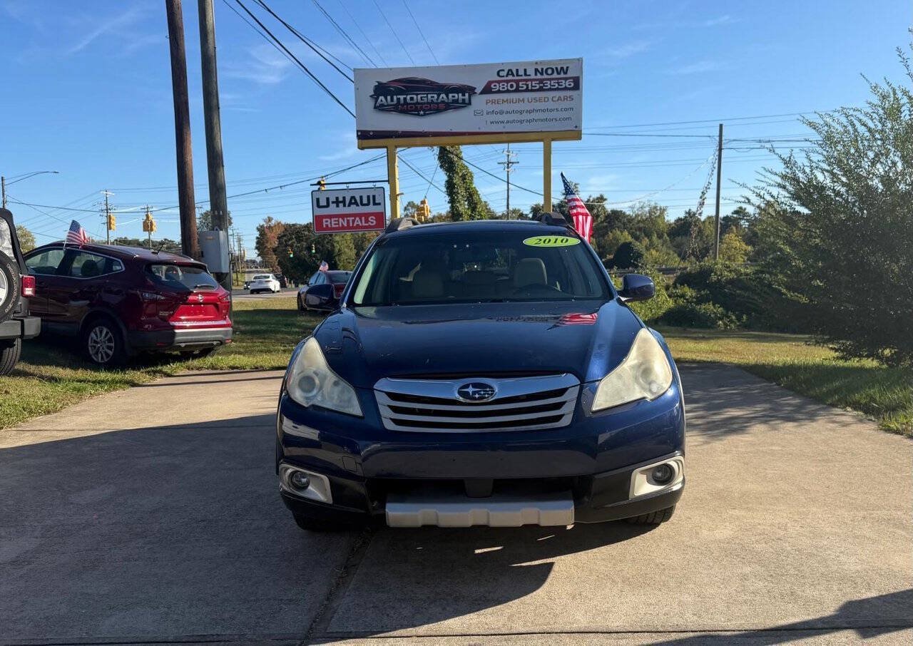 Used 2010 Subaru Outback 2.5i Limited AWD/4WD image 3